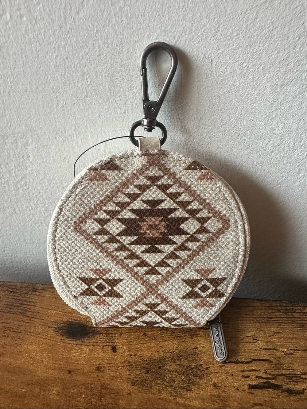 Wrangler Aztec Round Zip Pouch Keychain Bag Charm Beige & Brown w/ Silver Studs - Picture 4 of 5